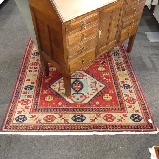 HAND KNOTTED WOOL PILE RUG 