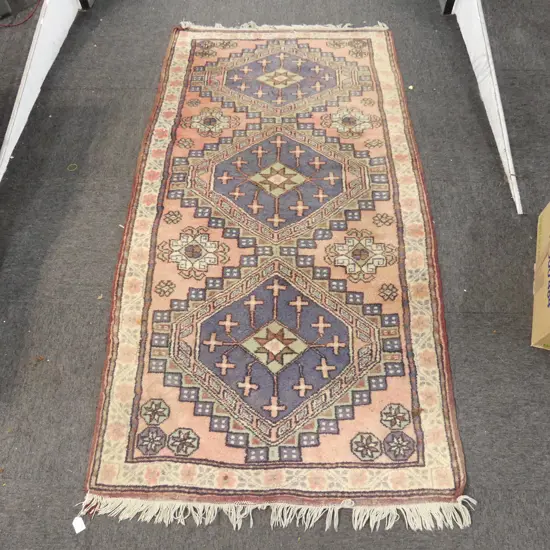 HAND KNOTTED WOOL PILE RUG, PINK TONES 2000x1000mm