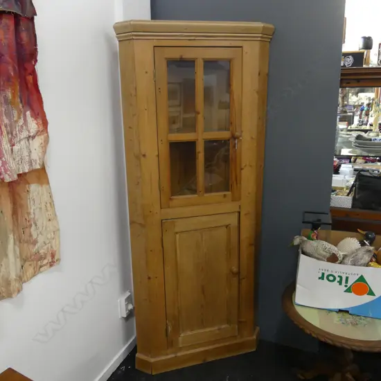 PINE CORNER CABINET 490x490x1850mm
