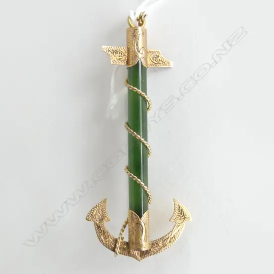 c1900 9ct GOLD & POUNAMU FOULED ANCHOR BROOCH
