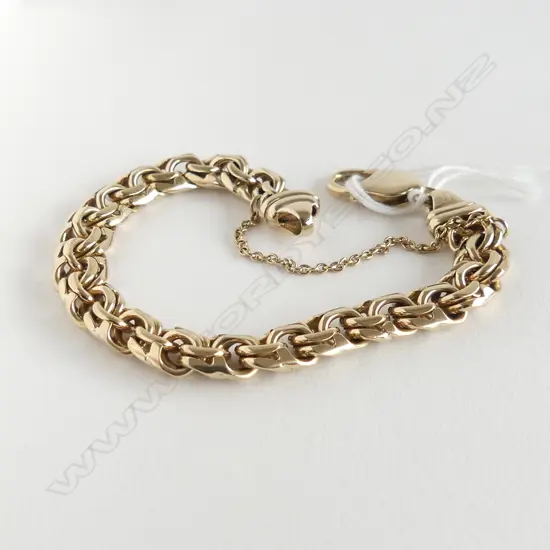 9ct LADIES DOUBLE CURB LINK BRACELET - PARROT CLASP NEEDS NEW SPRING 29.5gms