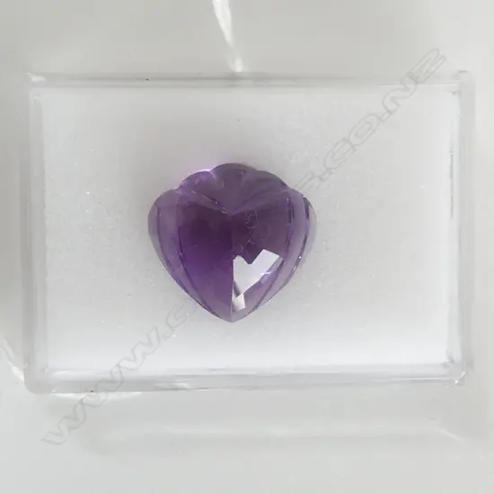 **RTV**AMETHYST 24CT 20x18mm
