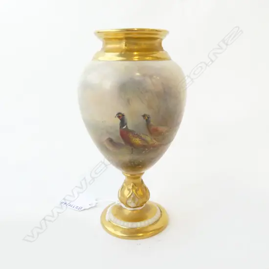 R/WORCESTER VASE PHEASANTS HAND PAINTED BY STINTON H145