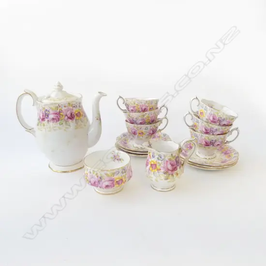 ROYAL ALBERT 'SERENA' 6 SETTING TEA SET, INCLD TEAPOT, M/S & C/S