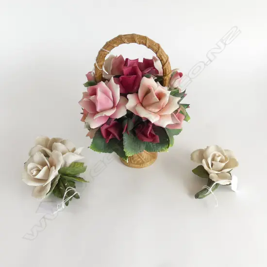 PORCLIAN ITALIAN FLOWER BASKET H240 & 2 SEPERATE PORCLAIN WHITE ROSES