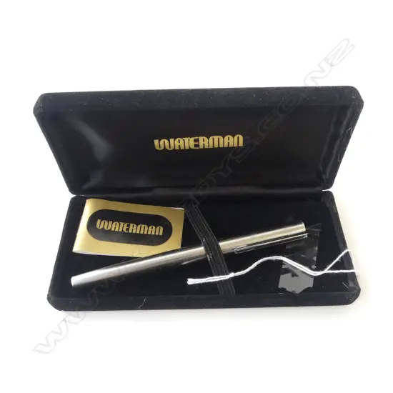 VINTAGE WATERMAN FOUNTAIN PEN IN BOX WITH LABEL, UNUSED