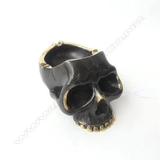BRONZE SKULL ASHTRAY L.155mm