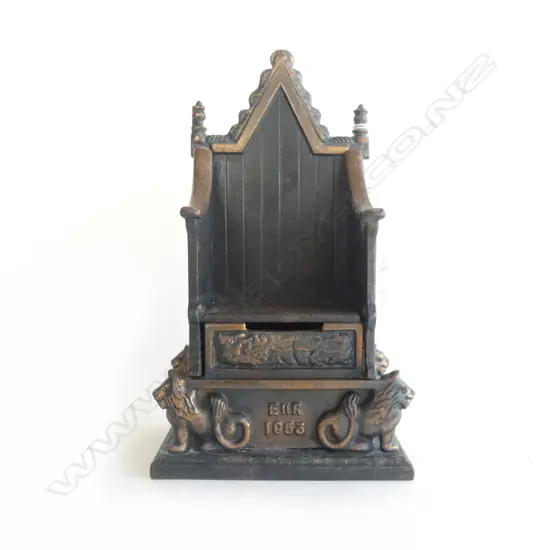 CAST METAL 1953 CORONATION THRONE MONEY BANK H.210mm