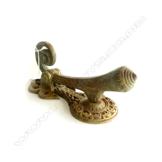 VICT BRASS DOOR KNOCKER L200MM