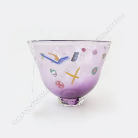 PETER VIESNIK ART GLASS BOWL, SIGNED H.120mm, 145mm dia