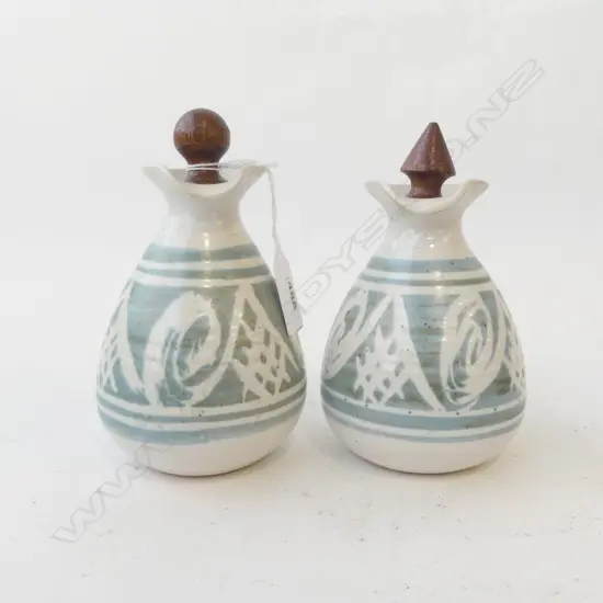 HANMER OIL & VINEGAR SET, WOODEN STOPPERS, H.160mm