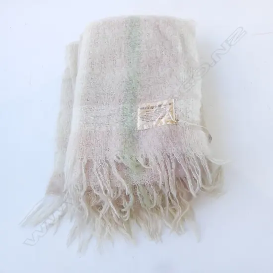 HIGHLAND MOHAIR AUSTRALIAN RUG CREAM GREEN & PINK TARTAN L1650MM