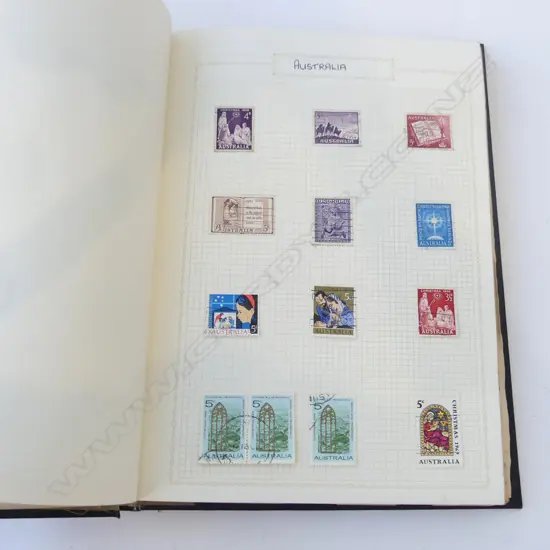 GOOD WORLD STAMP ALBUM INCLUDING 15 PAGES MAO PERIOD CHINESE STAMPS