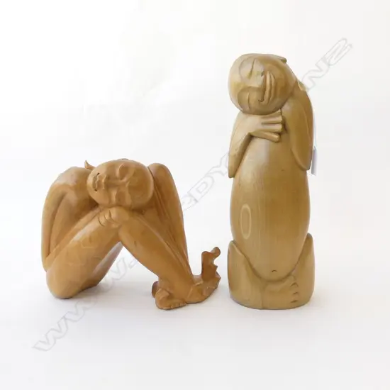 2 INDONESIAN CARVED WOODEN STATUES, TALLEST 330MM