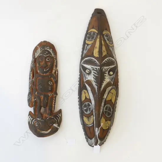 PNG PAINTED FACE MASK L640MM & FOOD HOOK L420MM