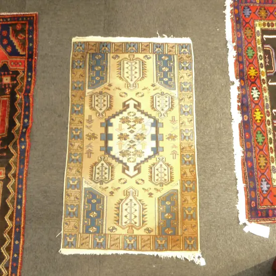 SMALL FLAT WEAVE RUG 1270x720mm