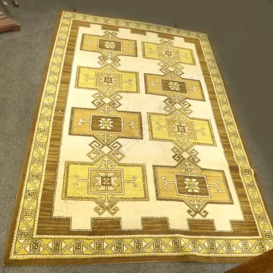 MACHINED RUG 2450x1650mm