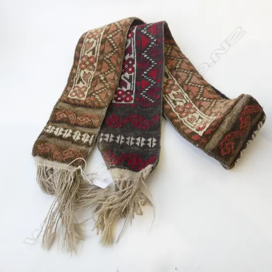 HAND KNOTTED ALL WOOL TENT BANNER 2000x145mm