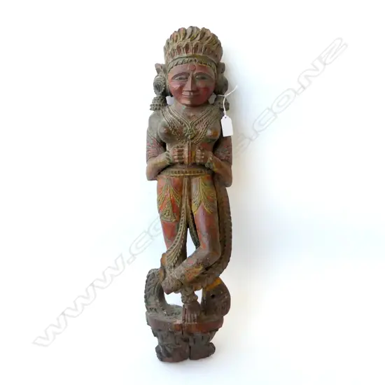 ANTIQUE INDIAN CARVED WOODEN TEMPLE FIGURE FROM BHAMAGAR GUJARAT, H.570mm