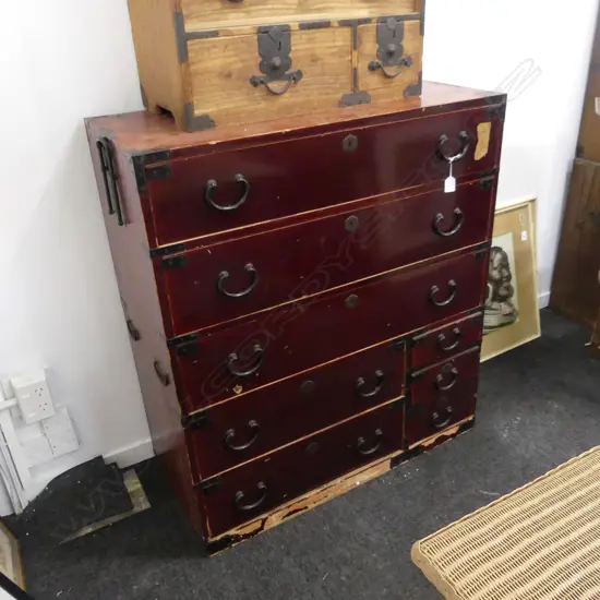 RUSTIC KYOTO RED LACQUERED KIMONO CHEST H1060mm