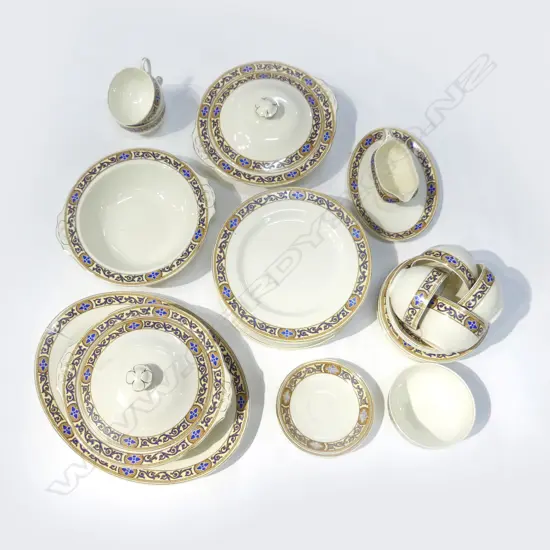 MEAKIN DINNER SERVICE