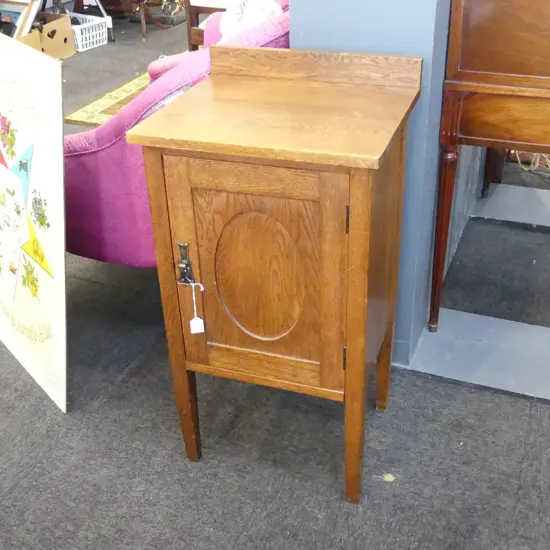 OAK BEDSIDE CABINET 430x375x830mm