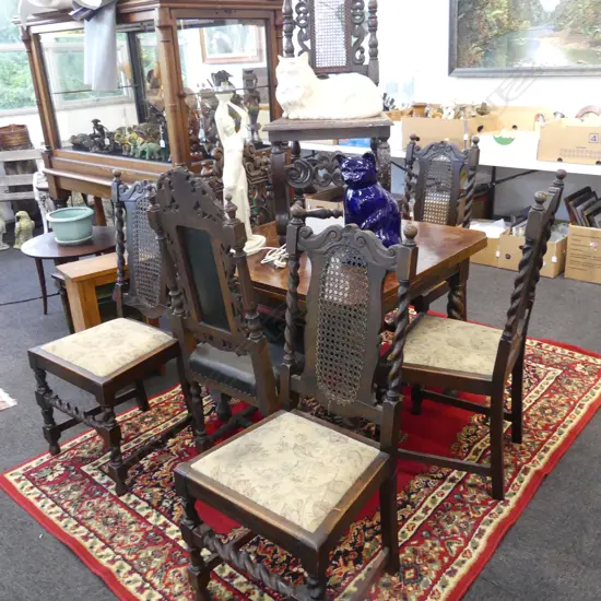 OAK BARLEY TWIST EXTENDABLE DINING TABLE +7 CHAIRS