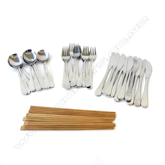 ASSORTED STAINLESS STEEL CUTLERY & BAMBOO CHOP STICKS