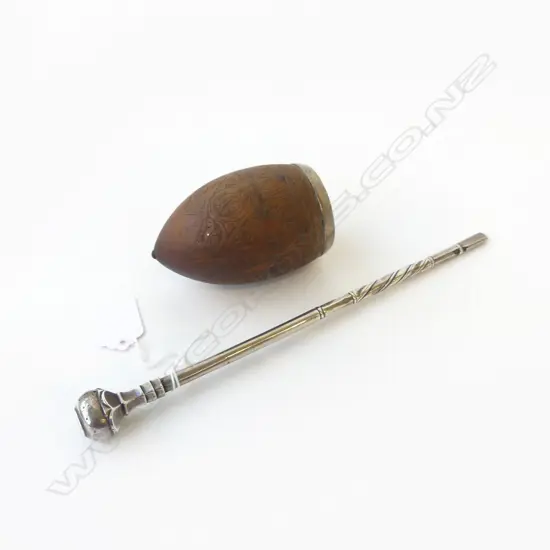 COLUMBIAN SILVER MATE TEA STRAW L.255mm, CARVED NUT MATE CUP H.95mm