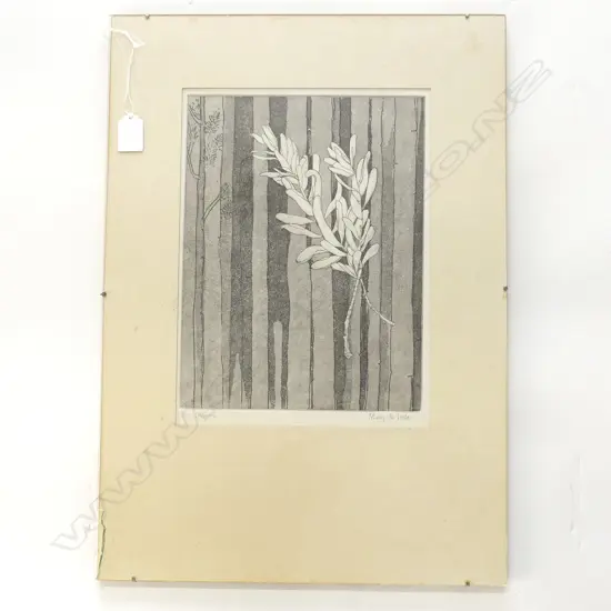 NUMBERED 2/10 KAURI PRINT BY MARY DE LISLE H540 L380MM