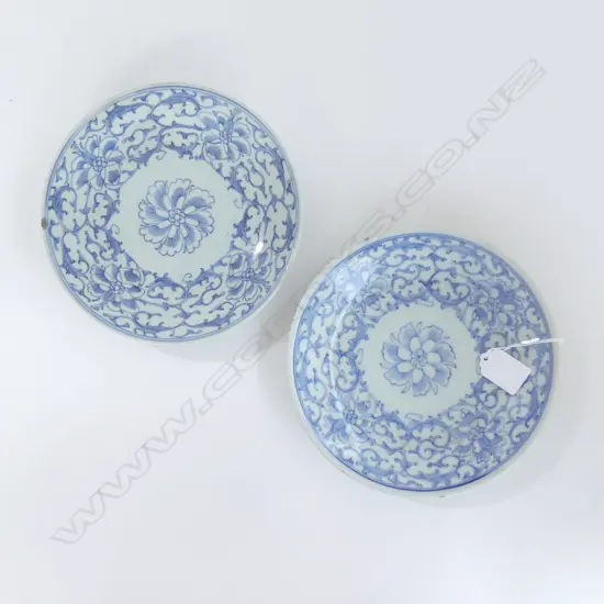 PR 19THC CHINESE BLUE & WHITE FINE SCROLL DECORATED DISHES Dia.200mm minor frits