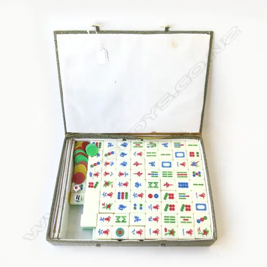 MAH JONG SET, CASED