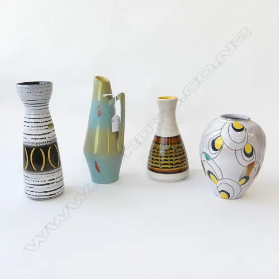 4 RETRO VASES H.225mm