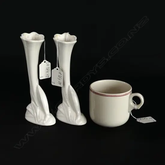 CROWN LYNN RAILWAY-TYPE CUP & PAIR OF MOULDED UNUSUAL TRUMPET VASE, #2015, H.170mm