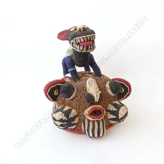 BEADED AFRICAN HEAD PIECE H.265mm