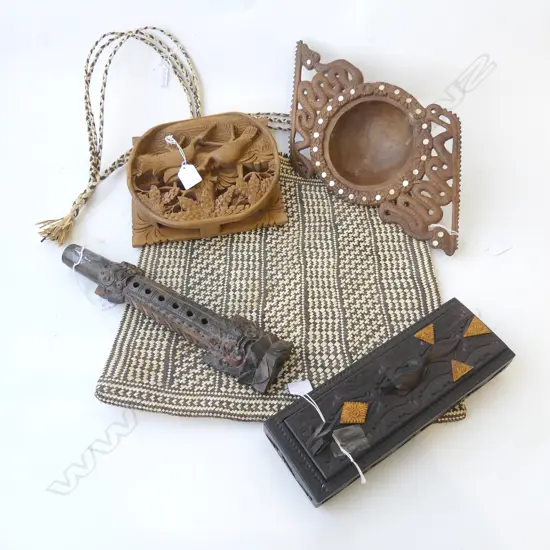 5 VARIOUS INDONESIAN ARTEFACTS, TALLEST 400MM