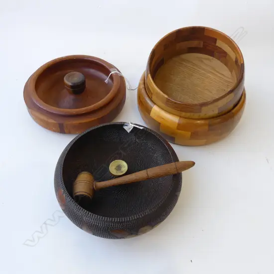 2 NATIVE WOODS BOWLS DIA230MM & 2 NATIVE WOODS NUT CRAKER BOWLS  230MM 1 HAMMER