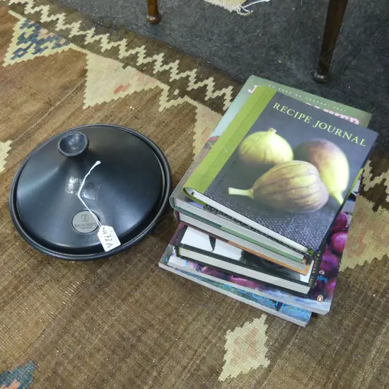 EMILE HENRY TAGINE 260mm dia + 6 RECIPE BOOKS