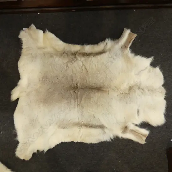 REINDEER HIDE 1200x1000mm