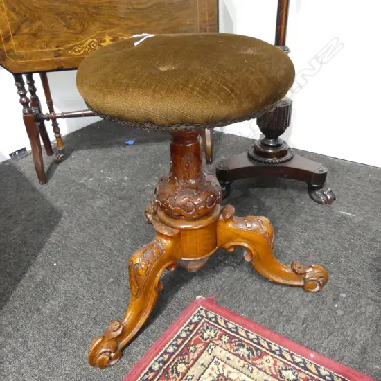VICTORIAN CARVED WALNUT REVOLVING PIANO STOOL brown velvet top