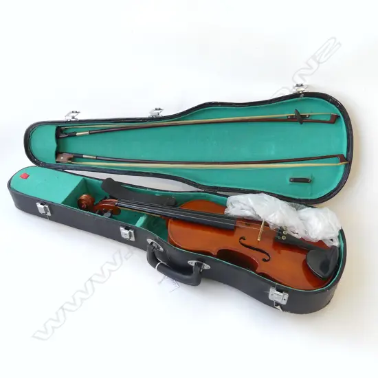 CASED VIOLIN LABELLED CREMONA AND DATED 1993. L.595mm with 2 bows