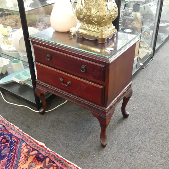 MAHOGANY BEDSIDE CABINET 2 DRAWER