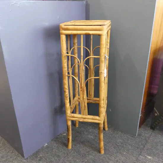  SMALL MOTTLED CANE PLANT STAND H660MM