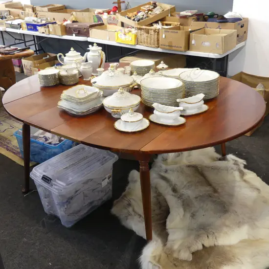 MID 20thC AMERICAN 2 LEAF EXTENSION DROP SIDE DINING TABLE minor faults