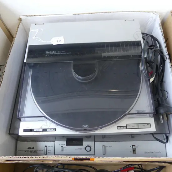TECHNICS AUTO TURNTABLE SYSTEM SL-7 & AKAI TURNTABLE PLAYER SYSTEM
