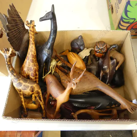 WOODEN CARVED SOUVENIR ANIMALS ETC