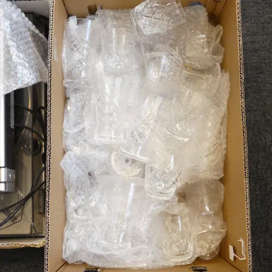 ASST GLASS & CRYSTAL WINE GLASSES, INCL CHAMPAGNE