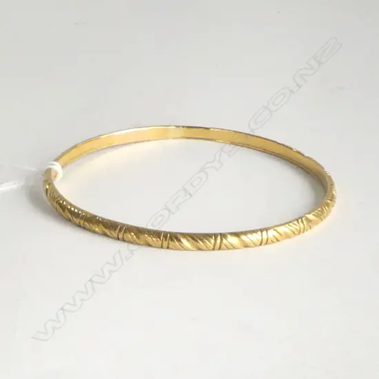 22ct GOLD SOLID BANGLE 23gms