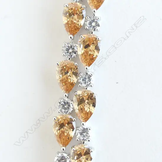QUALITY COSTUME FAUX DIAMOND & CITRINE BRACELET