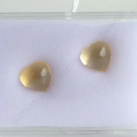 2 CITRINE HEART SHAPE CABOCHONS 9.17CT